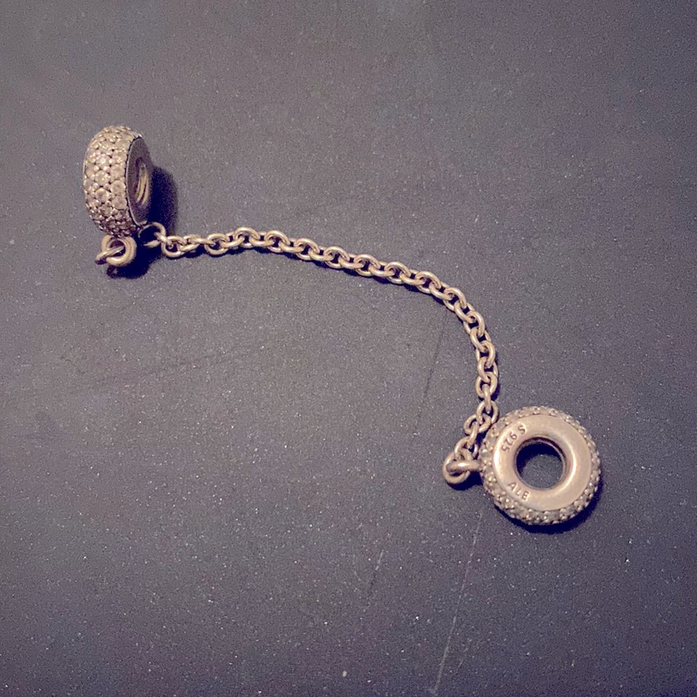 PANDORA LOGO SAFETY CHAIN